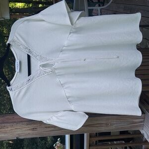 Gilli White Flutter Sleeve crochet tie flowy boho top Sz L